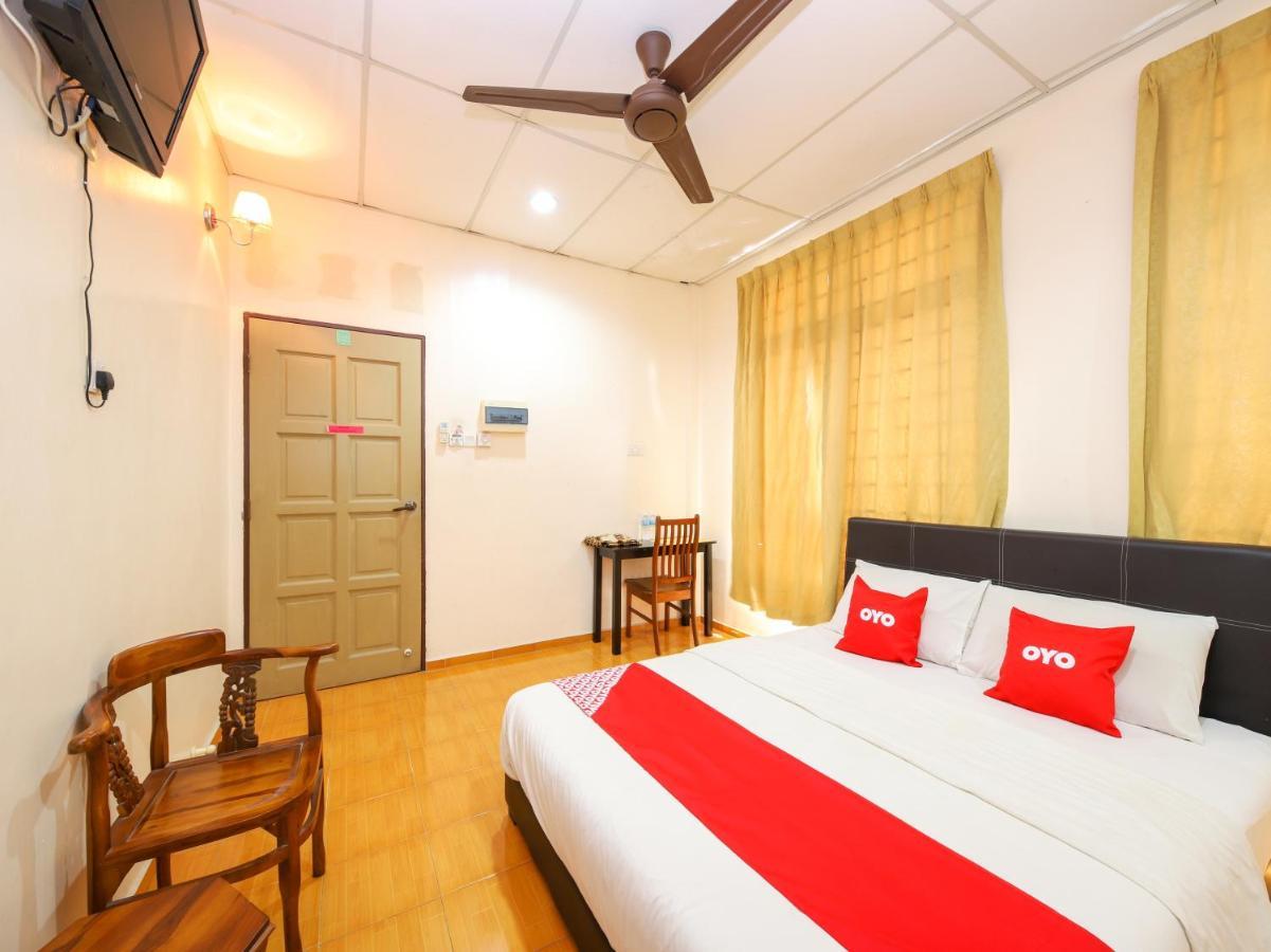 Oyo 89763 Bluewater Hotel Mersing Exterior foto