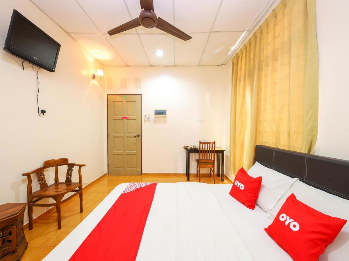Oyo 89763 Bluewater Hotel Mersing Exterior foto